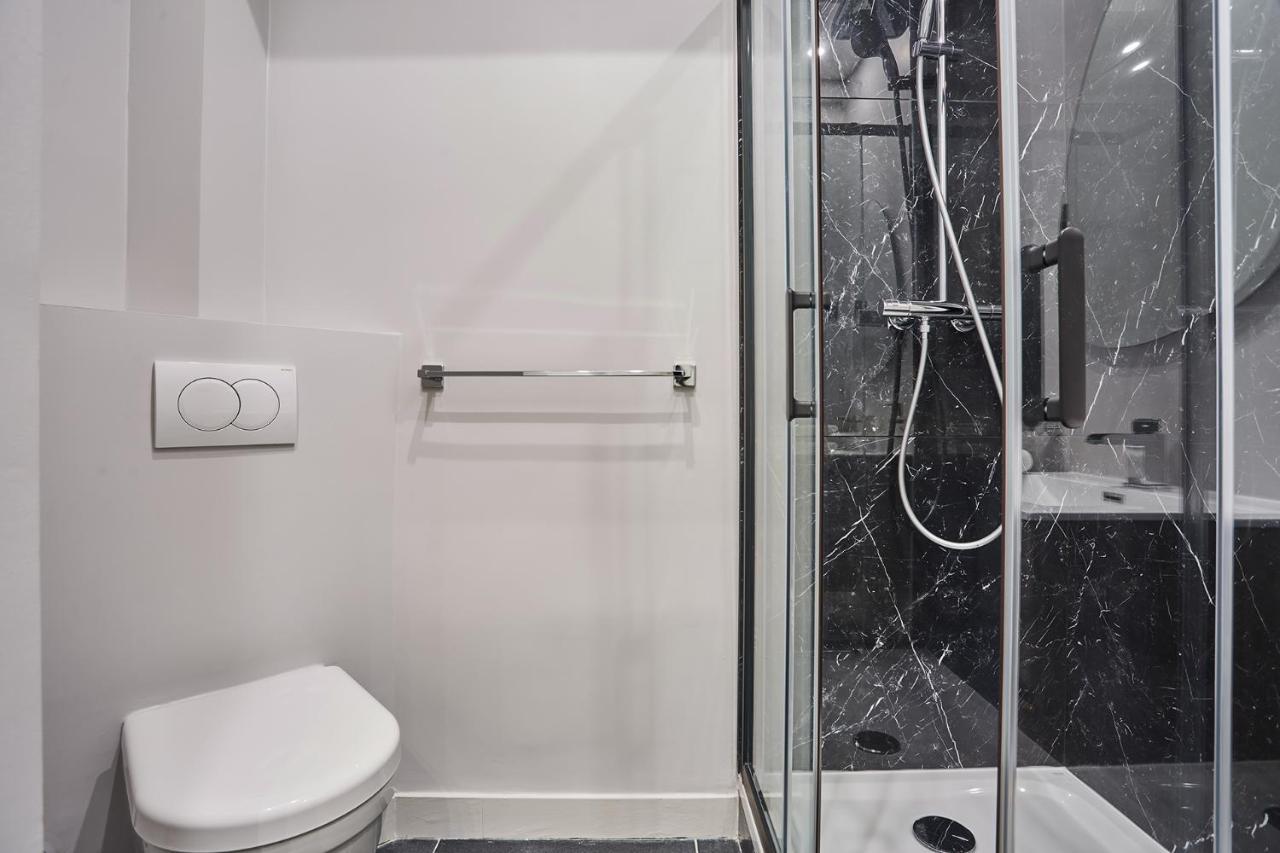 Residense Montmartre By Studio Prestige Paris Exterior foto